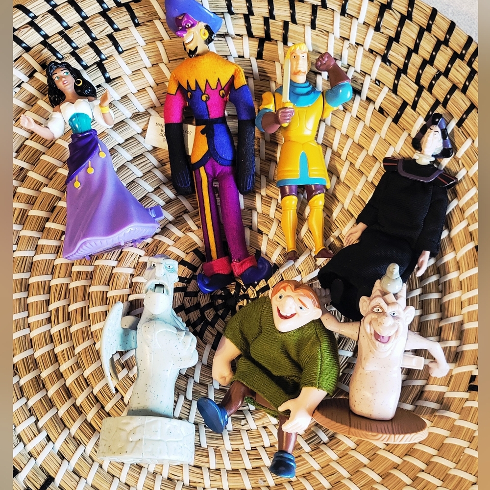 Vtg 90s Burger King Hunchback Of Notre Dame Action Figure Set